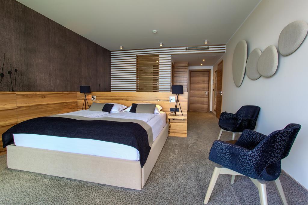 Hotel Villa Margaret Малинська Екстер'єр фото