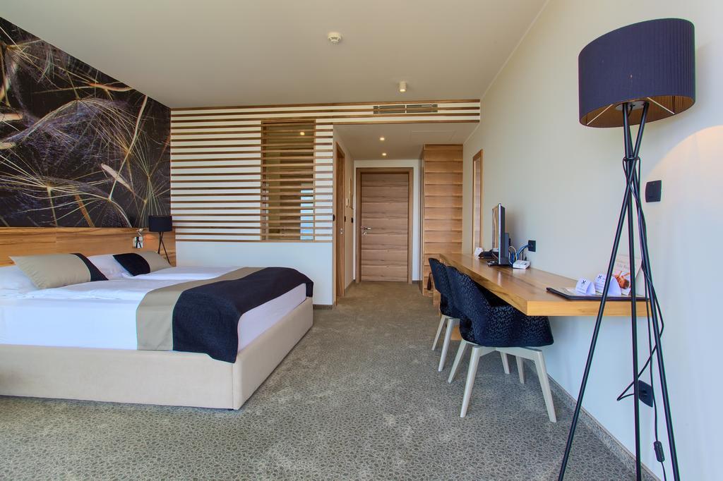 Hotel Villa Margaret Малинська Екстер'єр фото