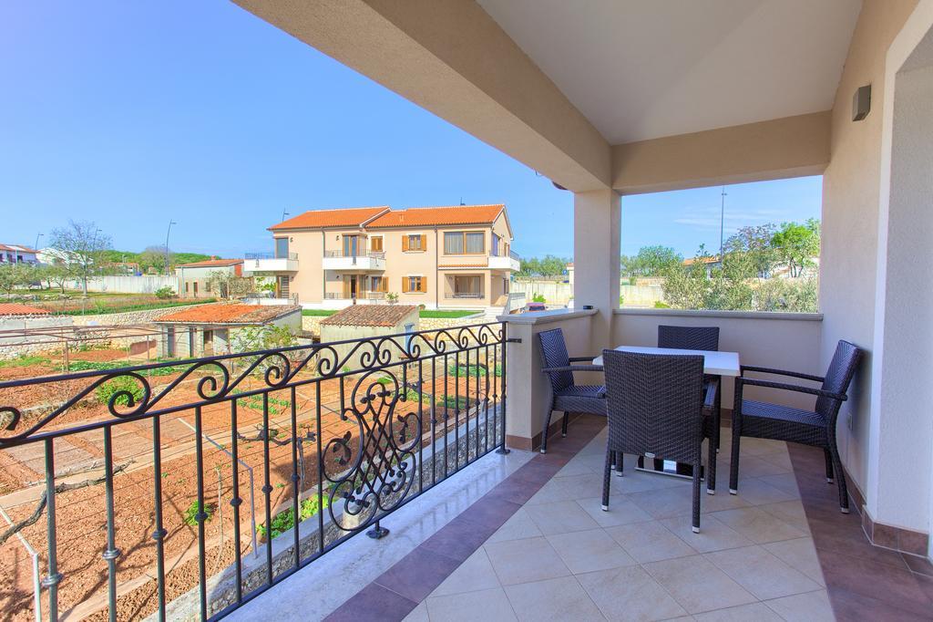 Hotel Villa Margaret Малинська Екстер'єр фото